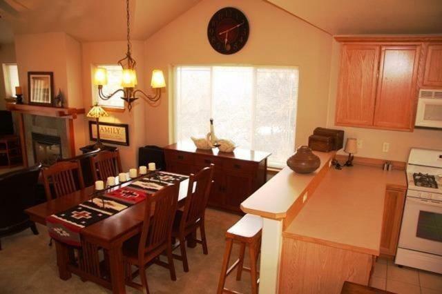 Villa Running Y Ranch Townhouse Klamath Falls Exterior foto