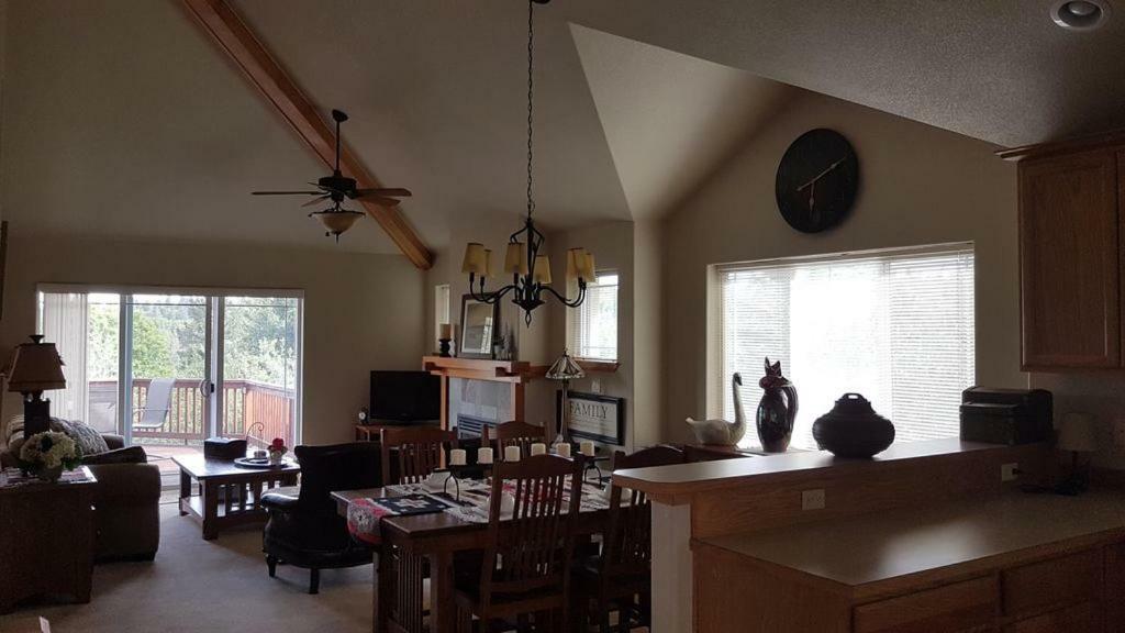 Villa Running Y Ranch Townhouse Klamath Falls Exterior foto